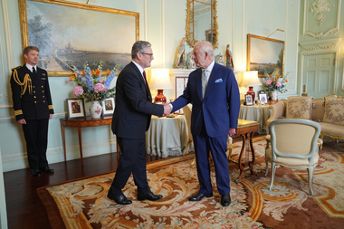 Keir Starmer a fost numit oficial prim-ministru de către regele Charles. Liderul laburist, în primul său discurs în calitate de premier: Ţara are nevoie de "o resetare mai amplă"