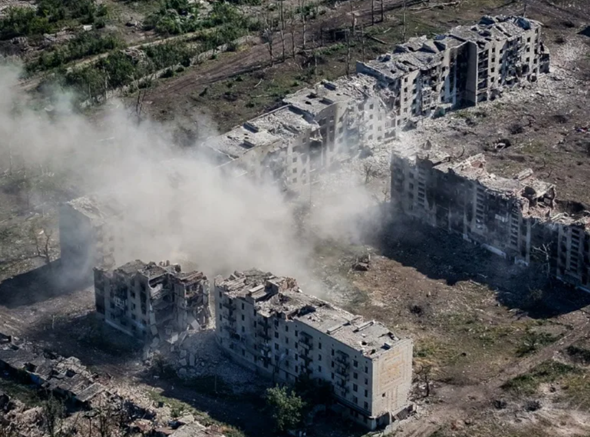 Patru morţi în atacuri ruseşti şi trei în atacuri ucrainene, în estul Ucrainei