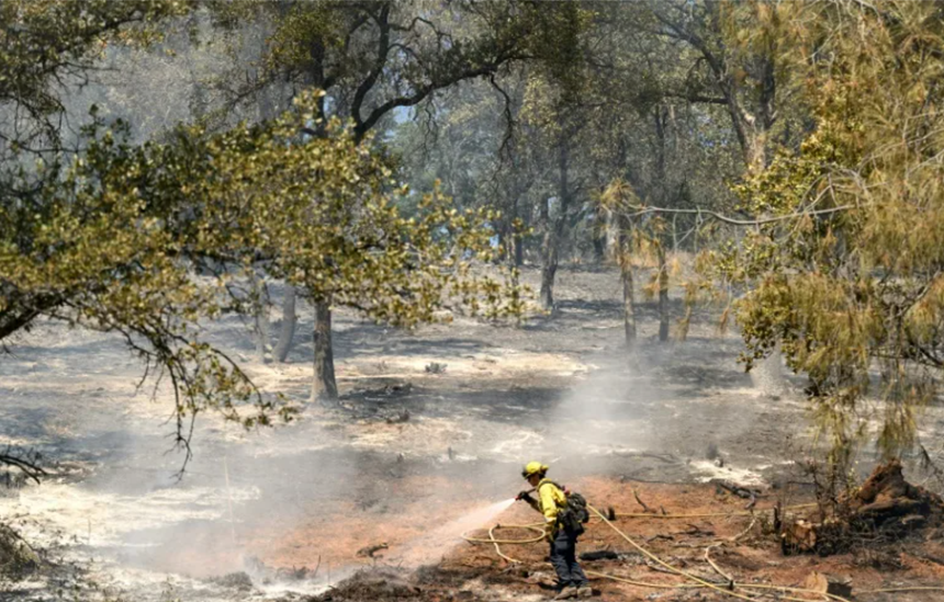 Incendii se extind în California, în toiul unui val de căldură