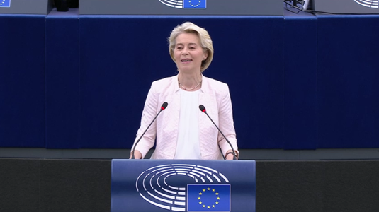 Ursula von der Leyen promite să nu slăbească politicile ecologice ale blocului european, curtând voturile Verzilor în încercarea de a obţine un nou mandat. Ea anunţă, de asemenea, un fond de competitivitate pentru tehnologiile strategice
