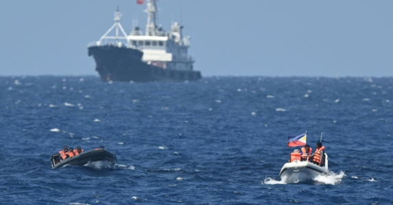 China şi Filipine au convenit un ”aranjament provizoriu” pentru misiunile de reaprovizionare a unei nave filipineze în Marea Chinei de Sud, spune Manila