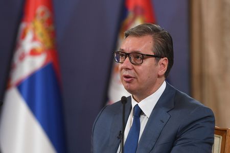 Preşedintele Serbiei: Occidentul se pregăteşte pentru un conflict militar direct cu Rusia
