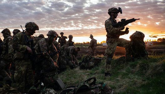 Reuters: NATO descoperă lacune imense în apărarea Europei