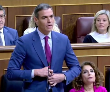 Audiat în dosarul soţiei sale, premierul spaniol Pedro Sanchez a păstrat tăcerea în faţa judecătorului şi a ripostat cu o plângere