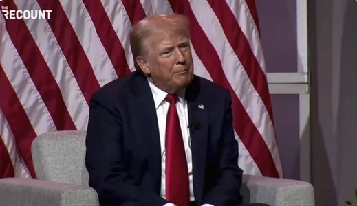 Trump pune la îndoială că Harris ar fi o persoană de culoare la o conferinţă a jurnaliştilor de culoare - VIDEO