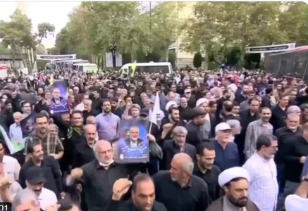 Funeralii la Teheran pentru liderul Hamas Ismail Haniyeh, prezidate de ayatolahul Ali Khamenei. "Moarte Israelului" şi "Moarte Americii" au scandat miile de participanţi