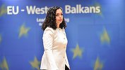 Preşedinta din Kosovo, implicată într-un incident  "fără precedent" pe aeroportul din Macedonia care s-a transformat într-o dispută diplomatică