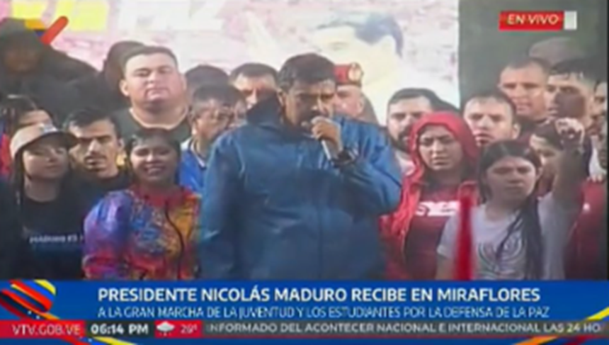 ”Afară cu WhatsApp din Venezuela!”, cere Maduro şi îndeamnă la ştergerea aplicaţiei din telefoane. El anunţă că-şi mută contactele pe Telegram şi WeChat. WhatsApp, folosită în ameninţarea militarilor şi poliţiştilor, acuză el