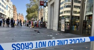 UPDATE - Un bărbat cu nume aparent românesc a fost inculpat la Londra în cazul înjunghierii fetiţei în Leicester Square / MAE confirmă că bărbatul este român / Autorităţile britanice i-au făcut publică fotografia - FOTO