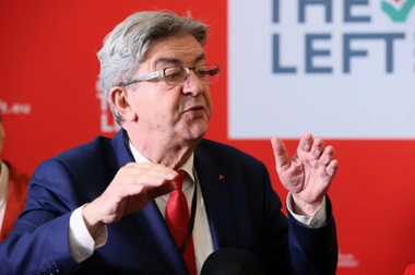 O ameninţare a Partidului La France insoumise cu destituirea a lui Macron, oprită în faşă de partenerii de stânga ai formaţiunii