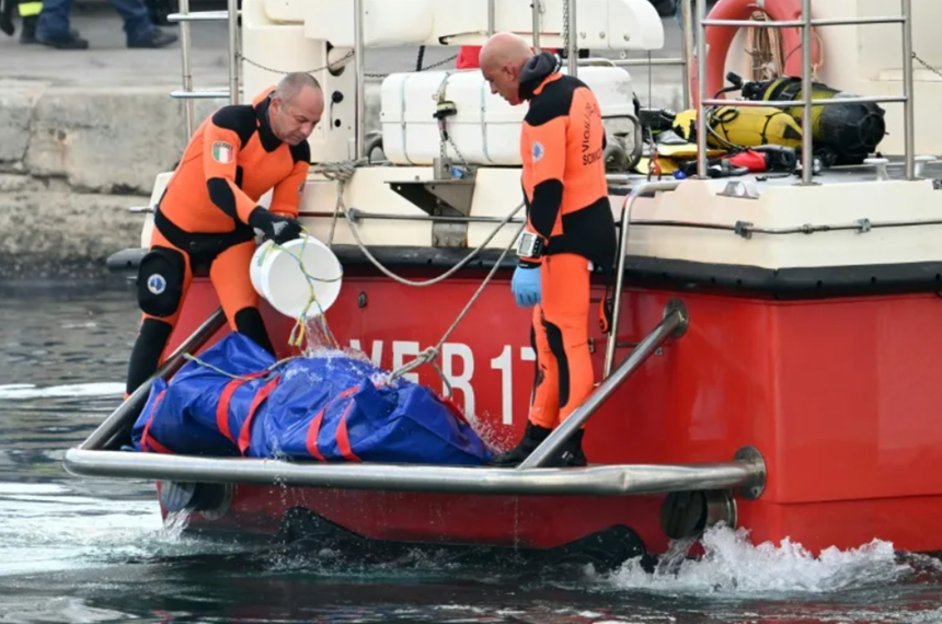 Scafandrii au recuperat corpul lui Mike Lynch din epava superiahtului Bayesian, scufundat în largul Siciliei