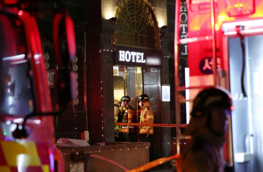 Şapte morţi în Coreea de Sud, într-un incendiu la un hotel din Bucheon în care erau cazate 27 de persoane