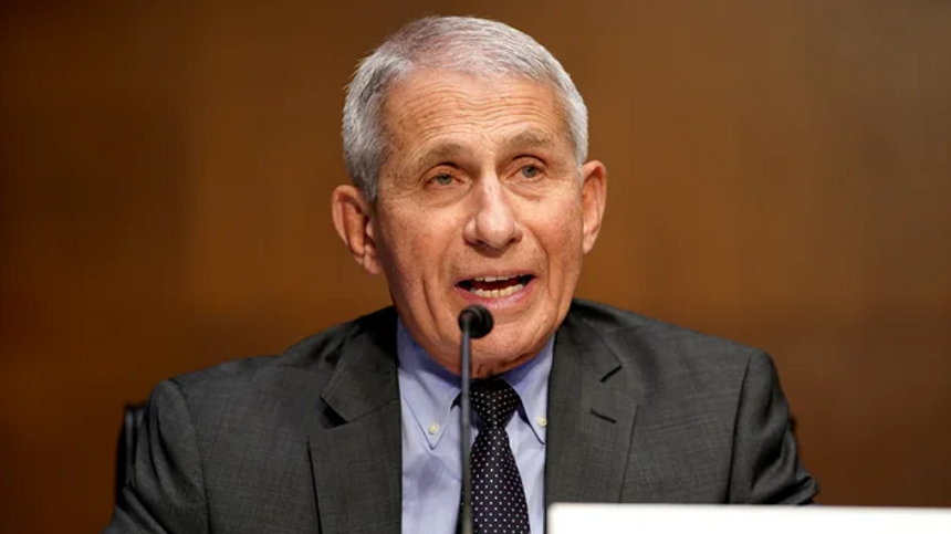 Anthony Fauci, care a fost principalul expert american în boli infecţioase, a petrecut o perioadă în spital infectat cu virusul West Nile 