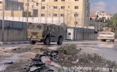 Armata israeliană a lansat o operaţiune majoră în Cisiordania pentru „a dezmembra infrastructurile teroriste iraniano-islamice stabilite acolo”. Sunt cel puţin 11 morţi