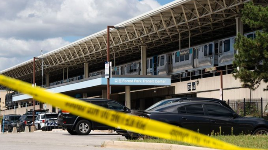 Patru pasageri ucişi prin împuşcare într-un tren la periferia Chicago, un bărbat arestat