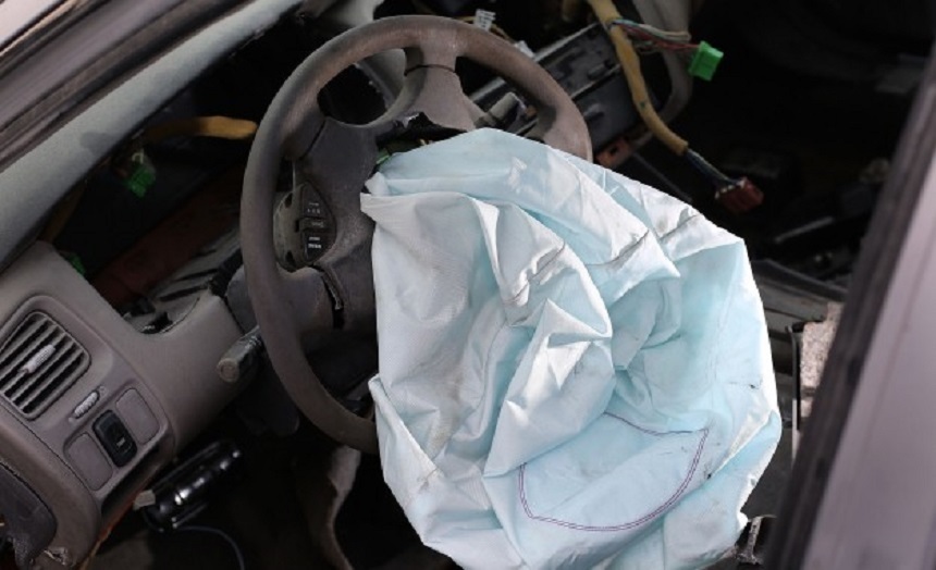 Încă un deces în SUA, al 28-lea, este atribuit dispozitivelor de umflare a airbagurilor Takata care pot arunca şrapnel