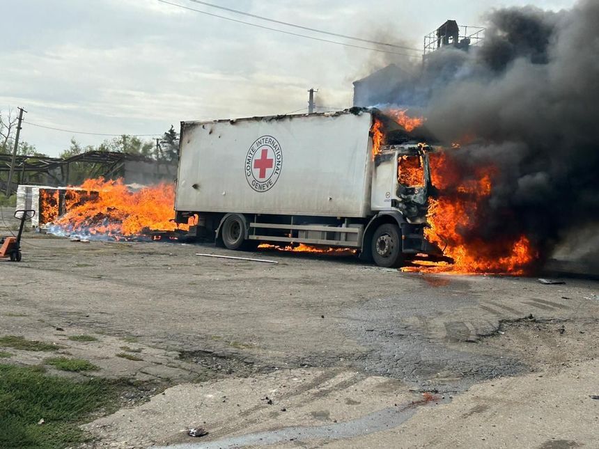 Trei angajaţi ai Crucii Roşii au fost ucişi într-un bombardament rusesc în estul Ucrainei