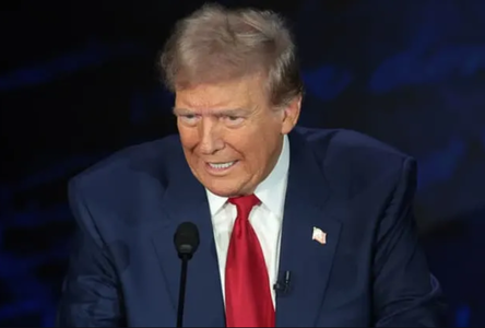 Trump atribuie presupusa tentativă de asasinare a sa ”retoricii” lui Biden şi Harris. ”Retorica lor face să se tragă în mine”, acuză el la Fox News