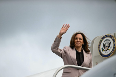 Harris înregistrează un uşor avans în două state-cheie, Pennsylvania şi Michigan, împotriva lui Trump, arată un sondaj Quinnipiac 