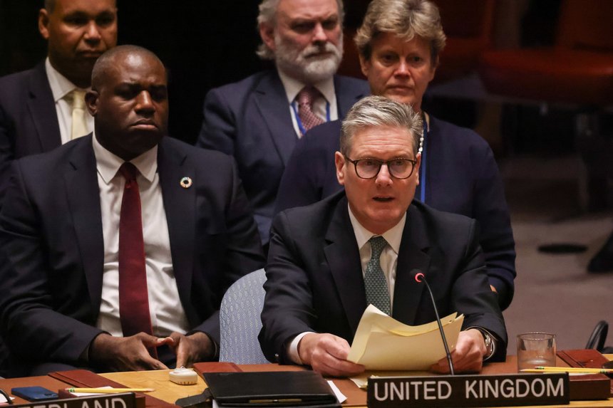 Premierul britanic Keir Starmer atacă Rusia la ONU acuzând-o că „îşi tratează propriii cetăţeni ca pe nişte bucăţi de carne pe care le aruncă în maşina de tocat"