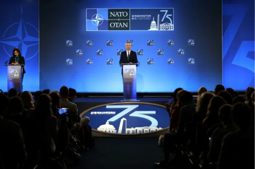 NATO îşi schimbă şeful dar nu face revoluţie