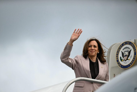 Kamala Harris spune că nu se va întâlni cu Putin dacă Ucraina nu este reprezentată
