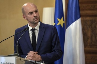Franţa este deschisă pentru o invitare imediată a Ucrainei în NATO, dar spune că sunt necesare mai multe discuţii