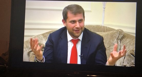 NewsMaker: Partidul ”Renaştere”, afiliat lui Ilan Şor, se disociază de ”grupul criminal ŞOR” şi părăseşte blocul ”Victoria”; Partidul a respins anunţul publicat pentru scurt timp pe site-ul său