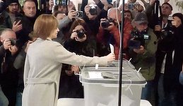 ALEGERI PREZIDENŢIALE ŞI REFERENDUM ÎN MOLDOVA. Maia Sandu -Am votat pentru că moldovenii trebuie să îşi determine soarta, nu alţii, nu banii murdari, nu minciunile, ci voinţa poporului - VIDEO