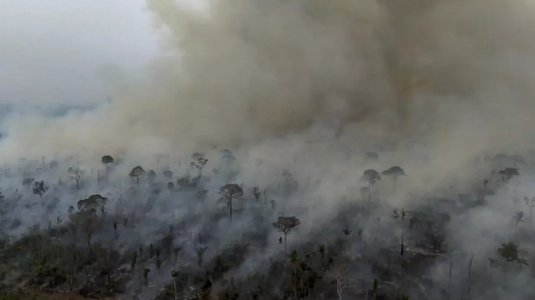 Obiectivul de 1,5°C în lupta împotriva încălzirii globale va fi ”în curând mort”, trage un semnal de alarmă ONU într-un raport. Guterres: ”Ne jucăm cu focul, dar (...) nu mai este timp de pierdut”, pentru că ”peste tot în lume populaţiile plătesc deja un 