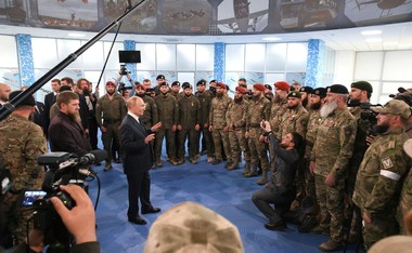 Liderul cecen promite să se răzbune după un atac cu dronă asupra academiei militare din Gudermes, vizitată de Putin în august