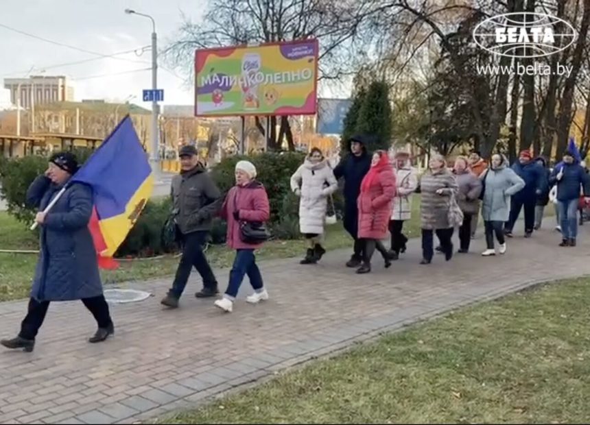 ALEGERI ÎN MOLDOVA: Mai mulţi moldoveni aflaţi în Rusia au mers la Minsk, Baku şi Chişinău pentru a vota. Presa din Belarus: Secţiile din Moscova nu pot face faţă