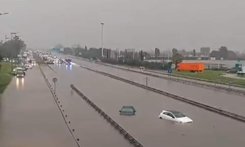 Barcelona, afectată de ploi torenţiale, aeroportul parţial inundat. ”Criza meteorologică” în Valencia s-a încheiat, anunţă AEMET. Autorităţile, îngrijorate de situaţia în parcări subterane