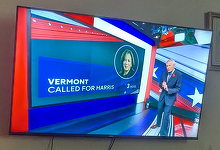 AP: Kamala Harris obţine o victorie în Vermont şi trei mari electori