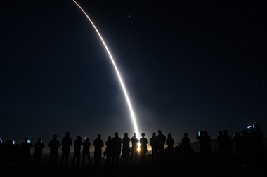 SUA au efectuat un test de rachetă balistică intercontinentală de tip Minuteman III în Pacific, în seara alegerii lui Trump
