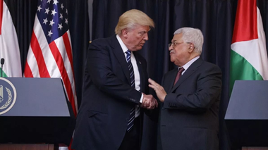 Mahmoud Abbas îl felicită pe Trump şi se declară convins că acesta va susţine ”aspiraţiile legitime ale palestinienilor”
