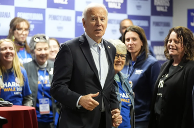 Biden îl felicită pe Trump, la telefon, şi-l invită ”în viitorul apropiat” la Casa Albă pentru a discuta despre perioada de tranziţie