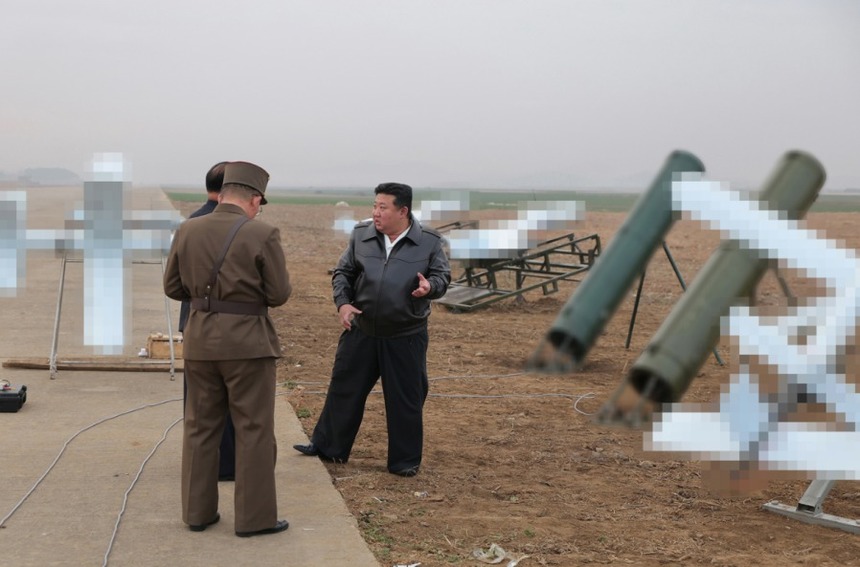 Kim Jong-un a ordonat să se treacă la o „producţie masivă” de drone explozive