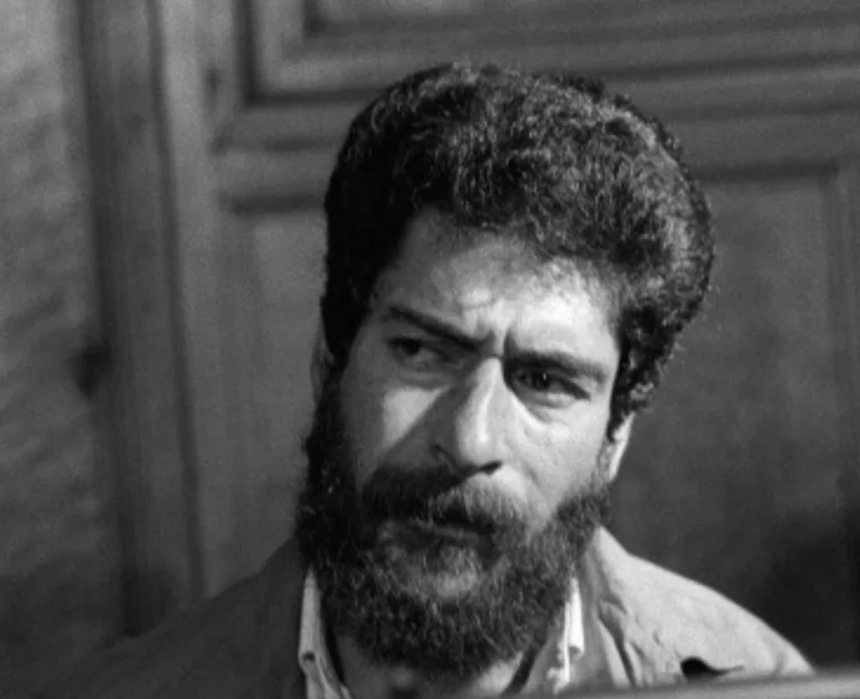 Tribunalul francez de aplicarea pedepselor dispune eliberarea activistului propalestinian Georges Abdallah, încarcerat de 40 de ani în Franţa cu privire la complicitate la asasinarea a doi diplomaţi, american şi israelian, şi eliberabil din 1999