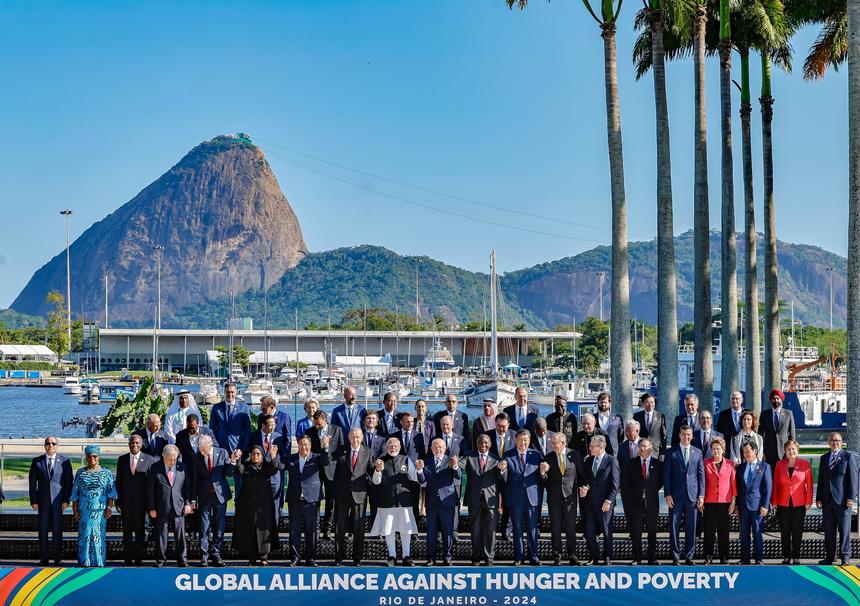 Liderii G20 au făcut fotografia de grup fără Joe Biden, care nu a apărut la timp - VIDEO, FOTO