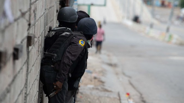 UPDATE-Douăzeci şi opt de membri ai unor ganguri, care lansau o ofensivă la Port-au-Prince, ucişi de poliţie şi locuitori în capitala haitiană, anunţă poliţia