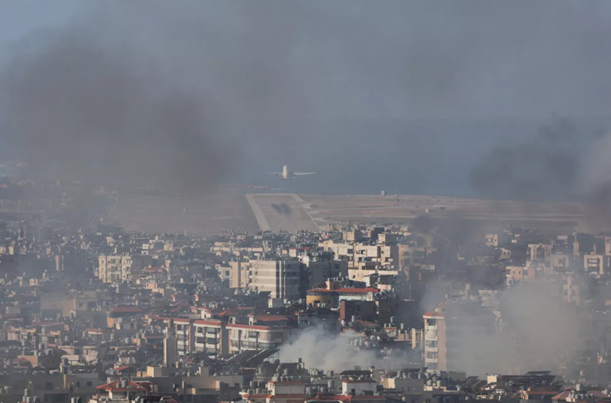 Atacul israelian asupra Beirutului s-a soldat cu cel puţin 11 morţi