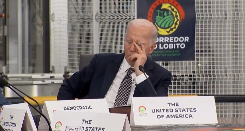 Joe Biden pare să moţăie în timpul unui summit istoric cu lideri africani - VIDEO