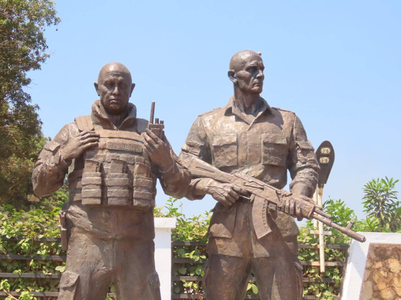 O statuie a lui Evgheni Prigojin, fostul comandant al Wagner, inaugurată în capitala centrafricană Bangui, în faţa Casei Rusiei