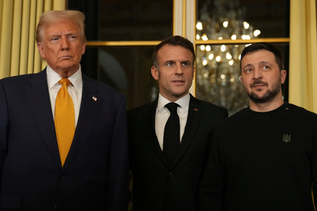 Trump şi Zelenski se întîlnesc la Palatul Élysée cu Macron, înaintea redeschiderii Catedralei Notre-Dame