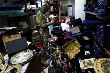 Cresc temerile că armele chimice din Siria ar putea fi scoase ilegal din ţară. OIAC a convocat o reuniune de urgenţă. SUA şi Turcia sunt îngrijorate de reapariţia ISIS