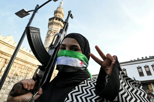 Facţiunile rebele din Siria vor fi „desfiinţate”, promite şeful grupului care a condus la înlăturarea lui Bashar al-Assad