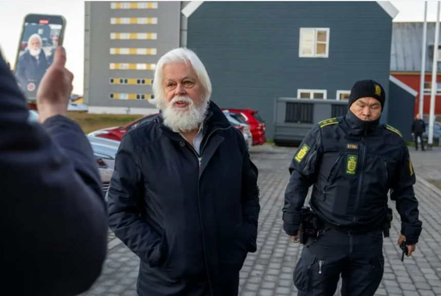 Activistul Paul Watson, eliberat după cinci luni de detenţie, în urma unui refuz al Danemarcei de a-l extrăda în Japonia