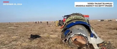 Cutiile negre ale avionului din Azerbaidjan prăbuşit, recuperate, în timp ce întrebările privind implicarea rusească se adună. Ce se ştie până acum