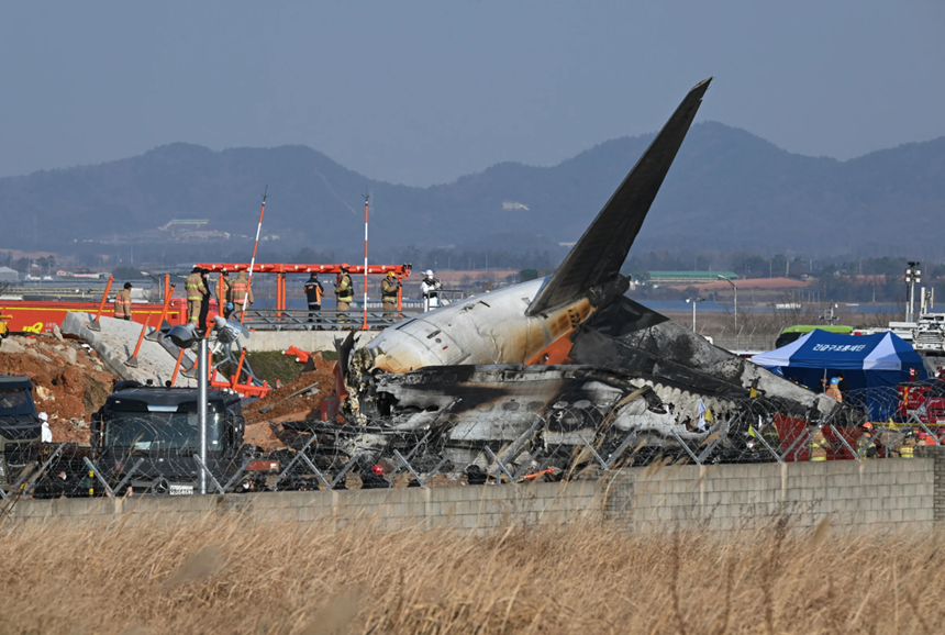 Coreea de Sud - Aeroportul Muan, percheziţionat în urma prăbuşirii unui Boeing al Jeju Air